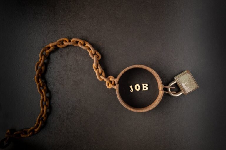 Toxic Jobs and Burnout: How to Protect Yourself